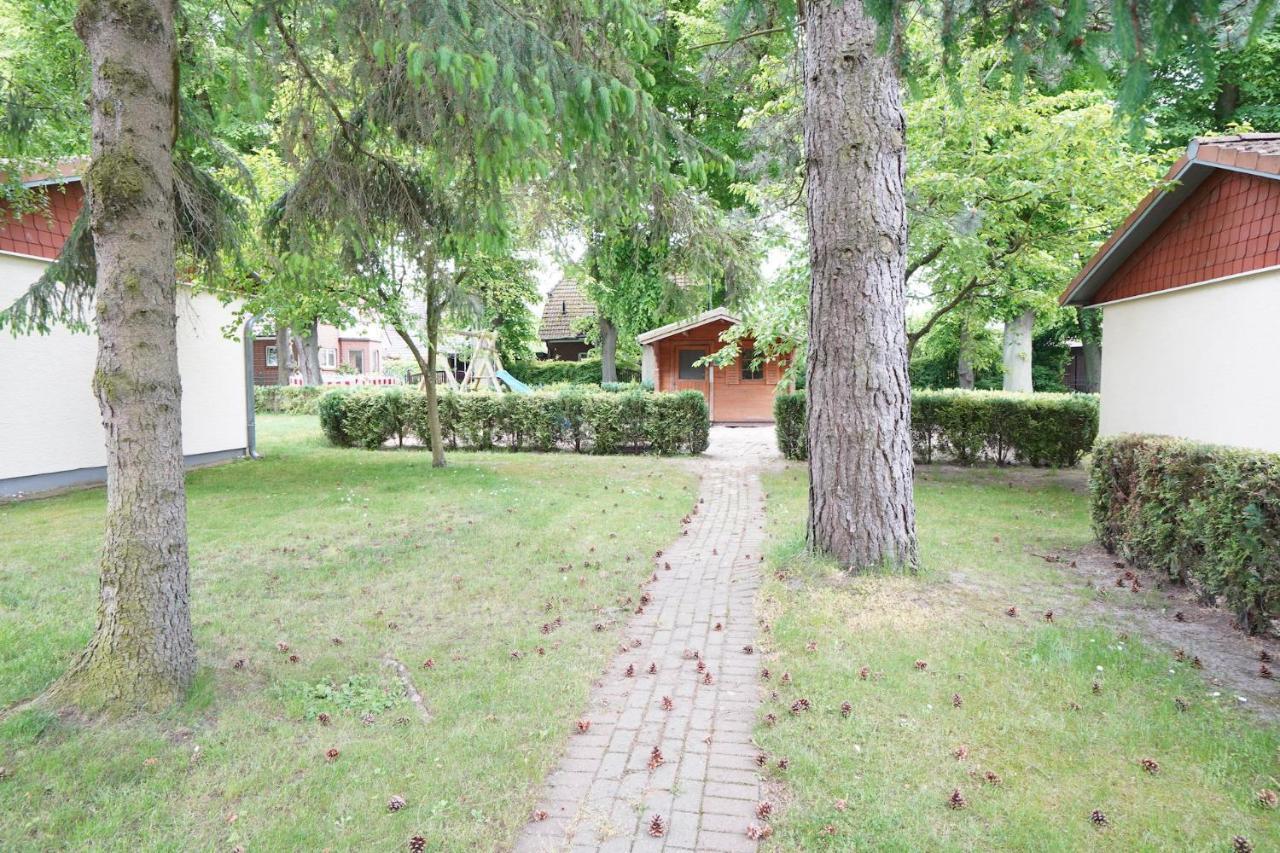 Ferienhausanlage Flessenow Exteriör bild